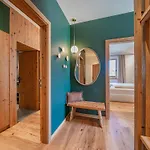 Premium Almrausch * Hollersbach im Pinzgau